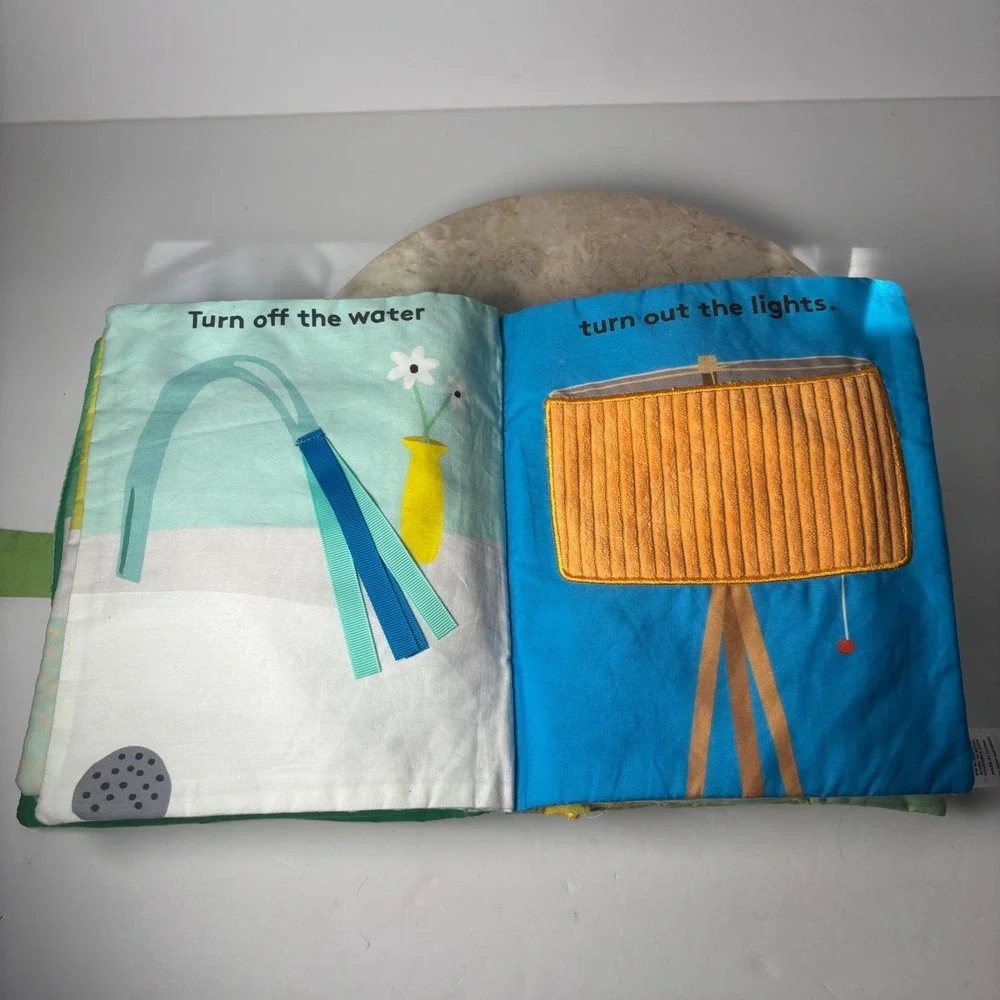 READ Lovevery Soft Cloth Book Green Plant a Seed Watch it Grow Organic Cotton‎
